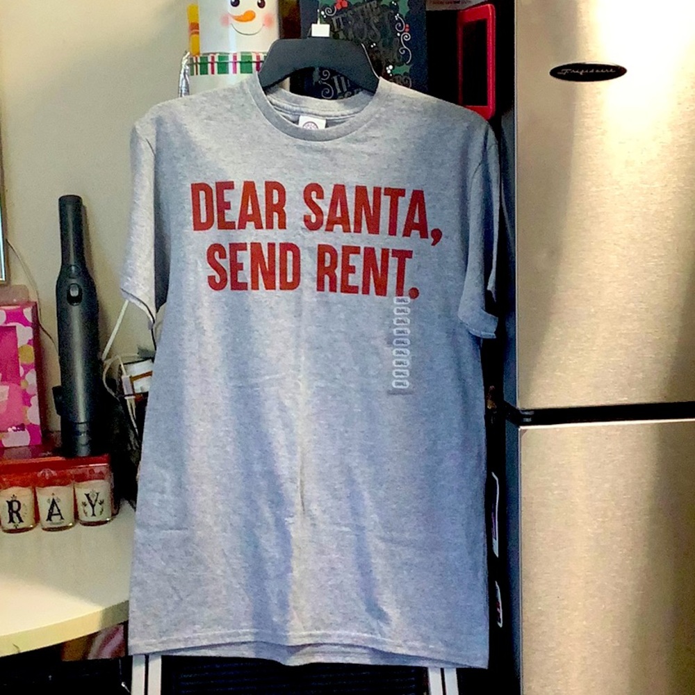 CHRISTMAS T-SHIRT “DEAR SANTA SEND RENT”. Size small
